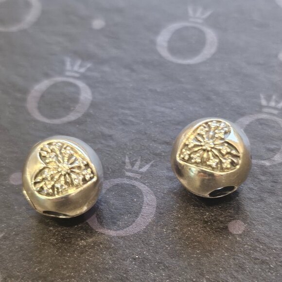 Pair of PANDORA *RETIRED*Sterling Silver Heart of Winter Clip w/cz's 796388CZ - Picture 10 of 10